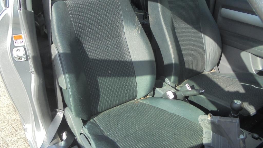 alle interieur en bekleding onderdelen voor Suzuki Swift, Ophalen of Verzenden, Gebruikt, Suzuki