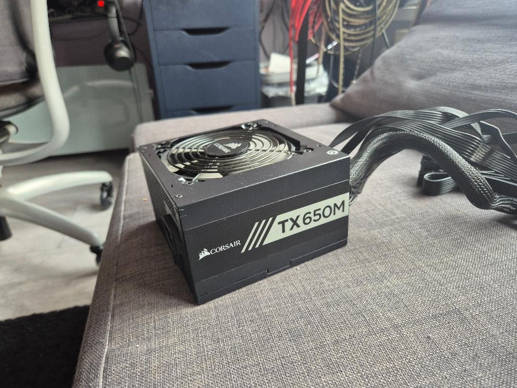Corsair TX650M PSU, Computers en Software, Interne voedingen, Zo goed als nieuw, Ophalen