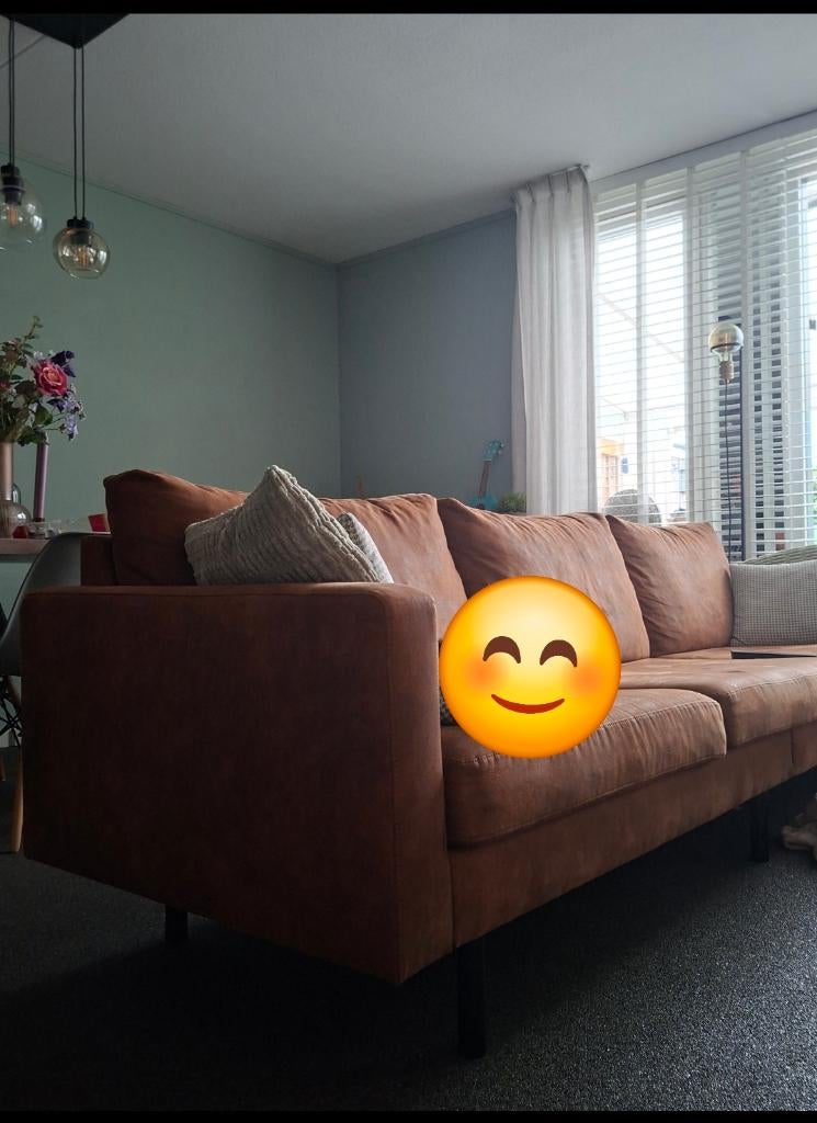 Cognac bank van leenbakker 4zits, Ophalen, 150 tot 200 cm, 75 tot 100 cm, Zo goed als nieuw