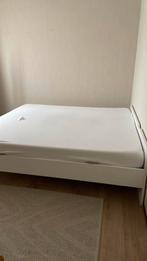 Gratis ophalen bed 180x200 zonder matras, Ophalen, Tweepersoons, Zo goed als nieuw, 180 cm