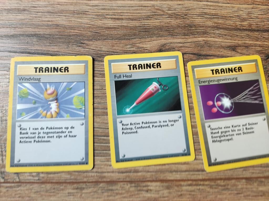 3 Pokémon kaarten - Base Set - Windvlaag, Full Heal, Energie, Ophalen of Verzenden, Gebruikt, Meerdere kaarten
