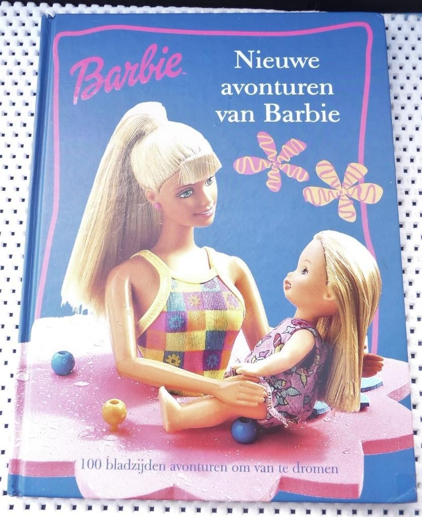 2 hard kartonnen boekje Barbie INKIJK en NW AVONTUREN VAN, Verzenden, Zo goed als nieuw, Barbie