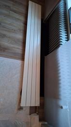 Radiator Vasco - Zo goed als nieuw, Hoog rendement (Hr), Radiator, Minder dan 60 cm, Ophalen of Verzenden