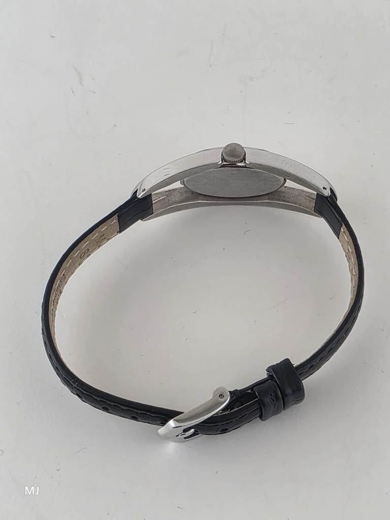 Tissot zilveren dameshorloge                             H72, Sieraden, Tassen en Uiterlijk, Horloges | Dames, Overige merken