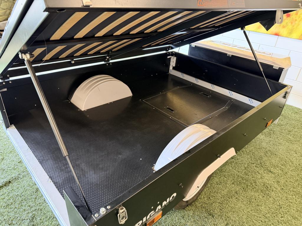 Trigano Odyssee GL '21/'22 - boogluifel en kuipgrondzeil, Caravans en Kamperen, Niet ingevuld, Info@trigano.com, Tot en met 6