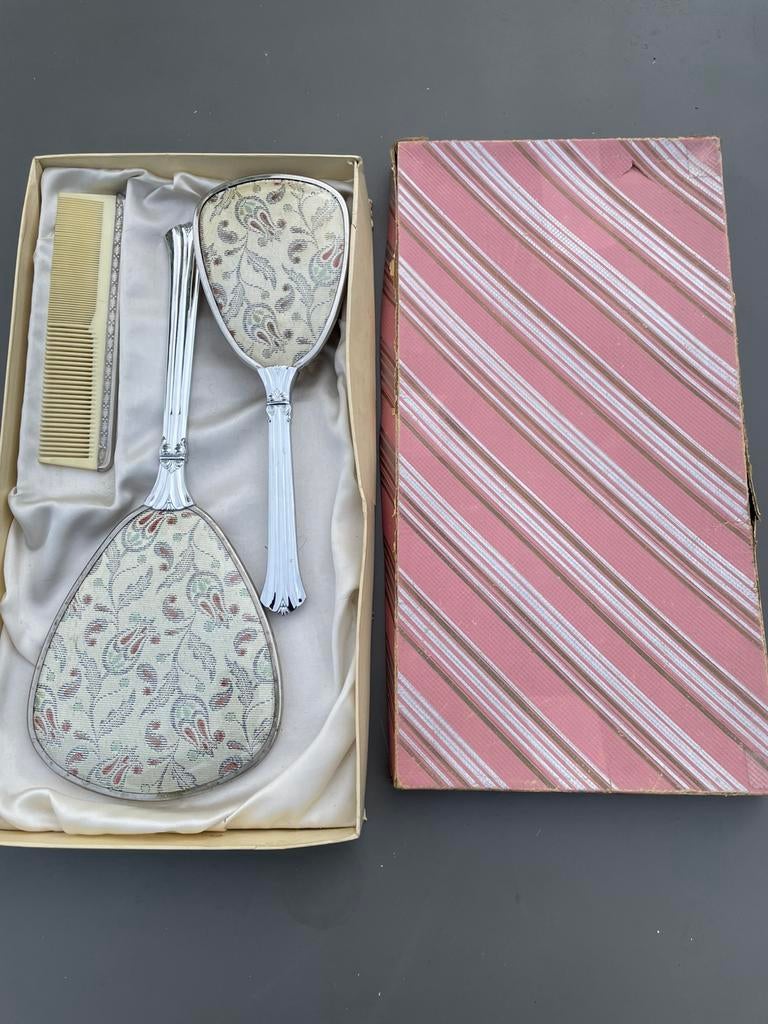 Kaptafel set compleet en handschoenen met doos antiek, Ophalen of Verzenden