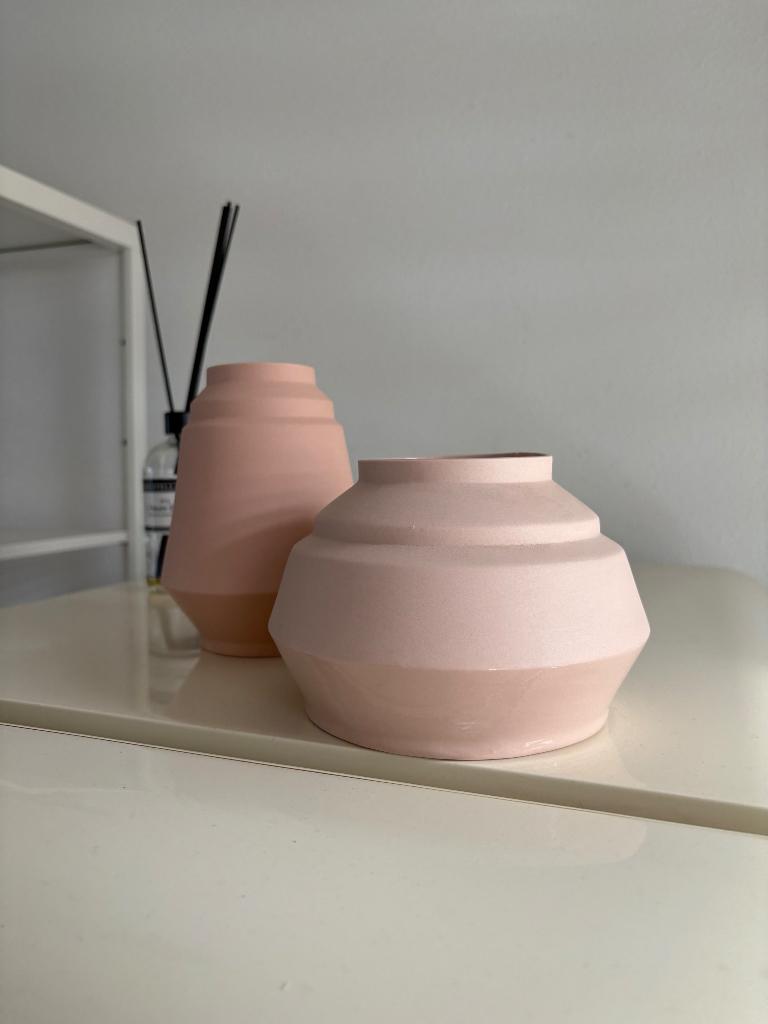 Form Keramiek vaasjes, Ophalen