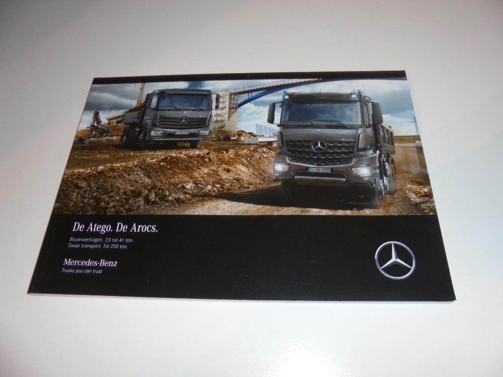 brochure Mercedes Atego/Arocs bouwvoertuigen 7,5-41 ton 2016, Boeken, Auto's | Folders en Tijdschriften, Ophalen of Verzenden