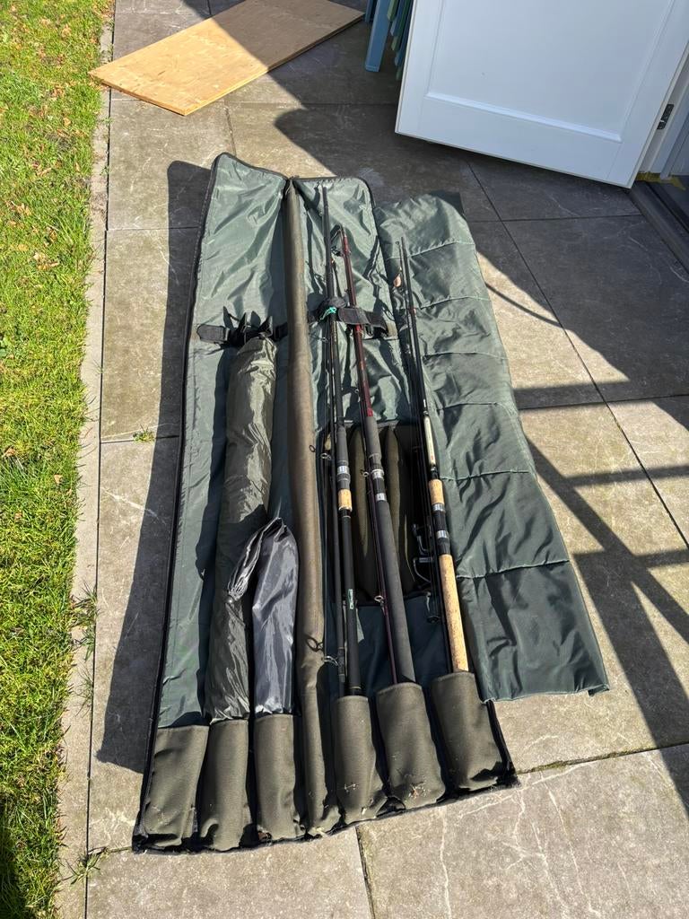 Partij karper vis spullen 1 koop, Ophalen, Gebruikt, Complete set