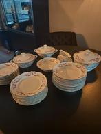 Compleet Antiek Servies - 75 Jaar Oud, Antiek en Kunst, Antiek | Servies compleet, Ophalen of Verzenden