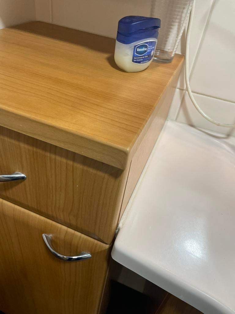 Complete badmeubelset met wastafel en spiegelkast, Ophalen, (Half)hoge kast, Gebruikt, 100 tot 150 cm