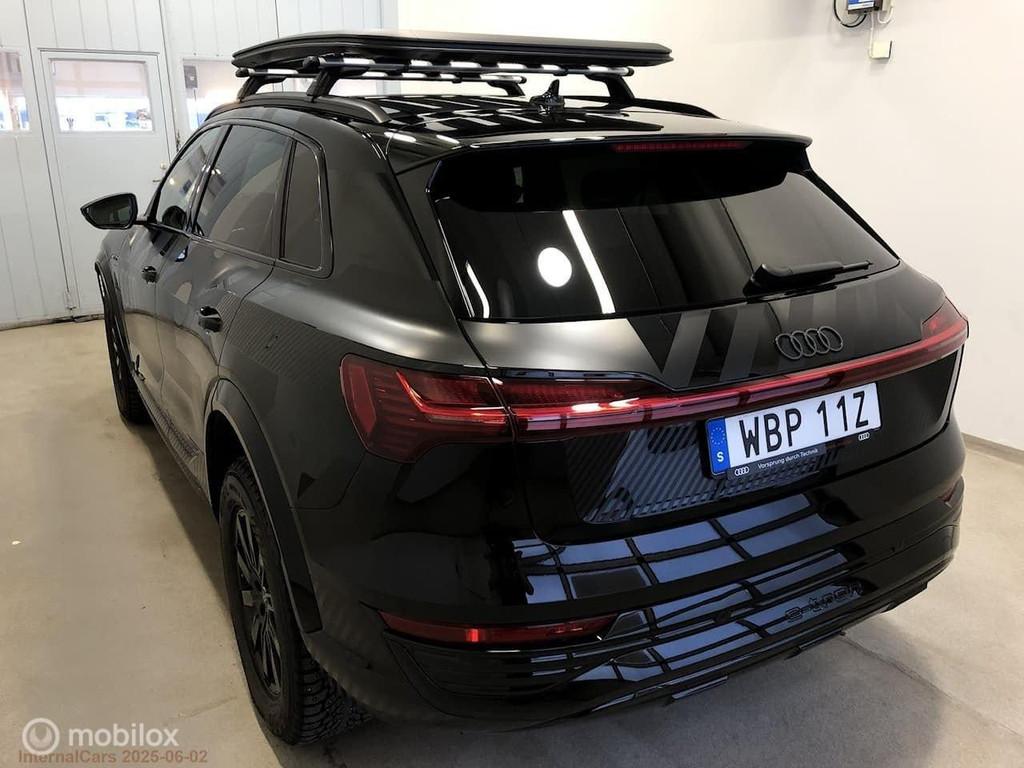 Audi Q8 e-tron 55 quattro Edition Dakar 1 of 99, B&O, HUD, Auto's, Automaat, 478 km, Gebruikt, Vierwielaandrijving