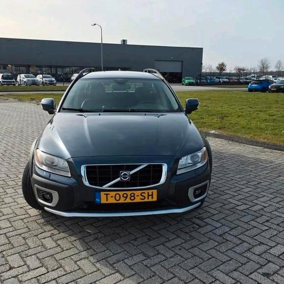 Volvo XC70 2.4 D5 AWD 2007 Blauw, Auto's, Volvo, Particulier, XC70, Diesel, Stationwagon, Handgeschakeld, Geïmporteerd, Blauw