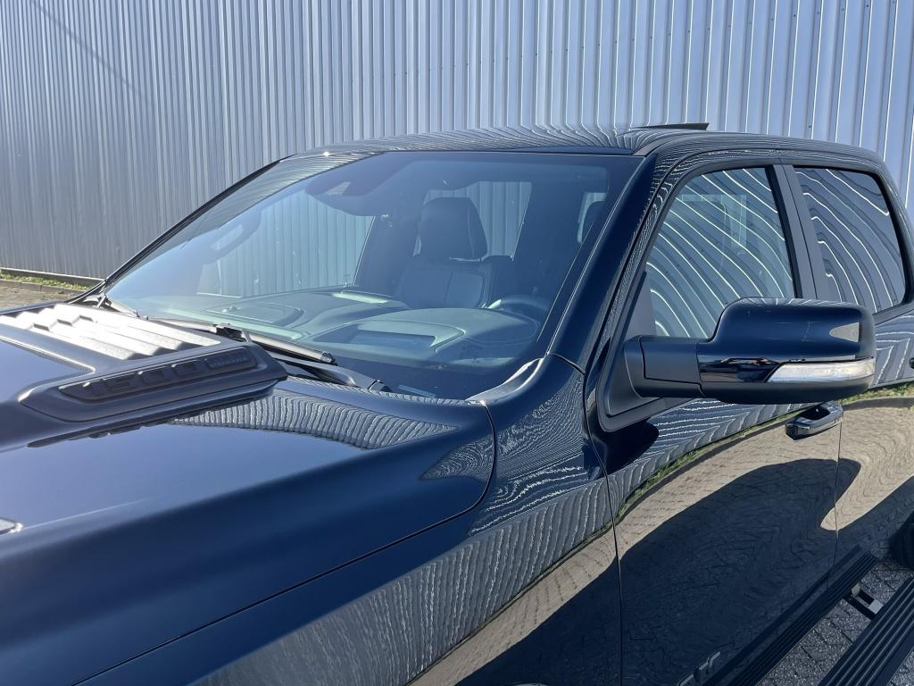 Dodge Ram 1500 pick up 4x4 Crew Cab Limited Night Rambox, Auto's, Automaat, Gebruikt, Zwart, Bedrijf