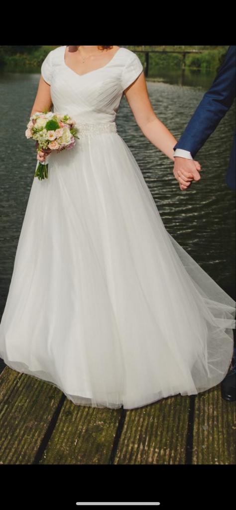 Klassieke trouwjurk satijn & tule, maat 38, Ophalen, Gedragen, Wit, Trouwjurk
