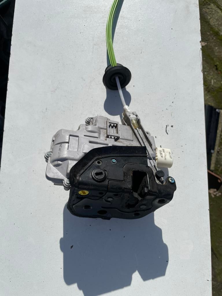 Audi A3 (8P) 1.8TFSi 4F0839015 Deurslot Links Achter, Ophalen of Verzenden, Zo goed als nieuw