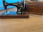 Singer Naaimachine met Kap & Toebehoren, Ophalen
