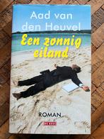 Aad van den Heuvel - Een zonnig eiland, Boeken, Ophalen of Verzenden, Zo goed als nieuw, Nederland