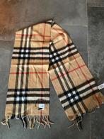 Burberry sjaal classic look // nieuw met kaartjes, Kleding | Dames, Mutsen, Sjaals en Handschoenen, Verzenden, Nieuw, Maat 38/40 (M)