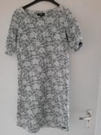 Mooie kanten jurk en meer maat s v maar 7,50 pst, Kleding | Dames, Jurken, Ophalen of Verzenden, Zo goed als nieuw, Maat 36 (S)