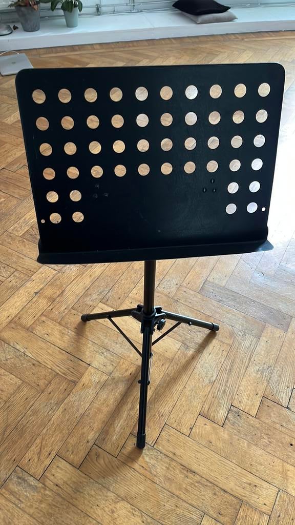 stevige lessenaar, Ophalen, Gebruikt