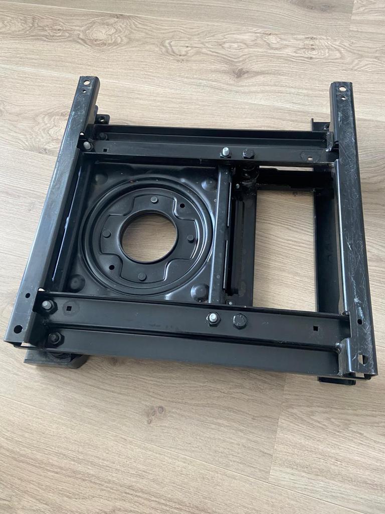 Draaiplateau Mercedes Sprinter rechts, Ophalen, Gebruikt