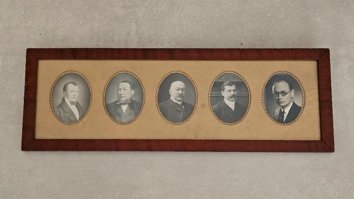 APARTE brede oude fotolijst voor 5 foto's met passepartout, Audio, Tv en Foto, Fotografie | Fotolijsten, Ophalen of Verzenden