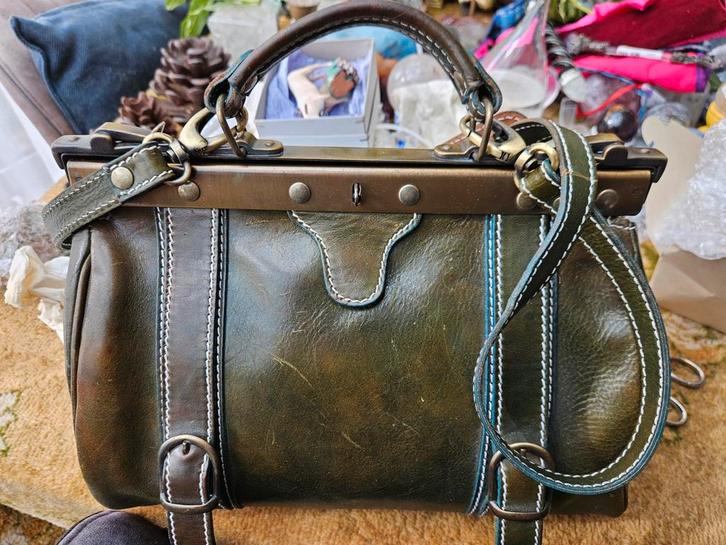 Leuke groene tas dokterstas, Sieraden, Tassen en Uiterlijk, Tassen | Damestassen, Schoudertasje, Groen, Ophalen of Verzenden