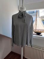 Vanilia blouse donkerblauw gestreept met strik. Maat 44., Kleding | Dames, Blouses en Tunieken, Blauw, Vanilia, Maat 42/44 (L)