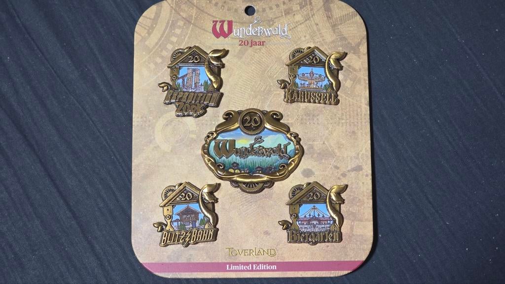 Wunderwald 20 jaar pins Toverland, Ophalen of Verzenden, Nieuw, Button of Speldje