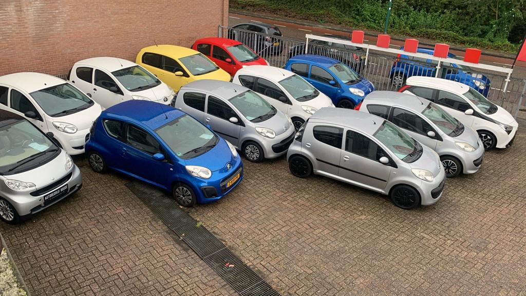 Toyota Aygo AUTOMAAT SPECIALIST! LEES TEKST! (bj 2009), Auto's, Gebruikt, Met garantie (alle), 4 stoelen, 68 pk