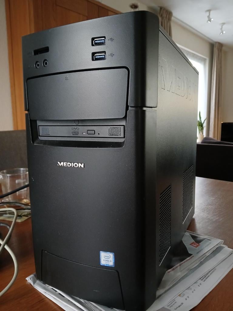 Desktop computer, Ophalen of Verzenden