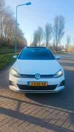 Dikke Volkswagen Golf 7.5 GTI PERFORMANCE 7 DSG 2017 PANO, Auto's, 4 cilinders, Wit, 1600 kg, 1308 kg