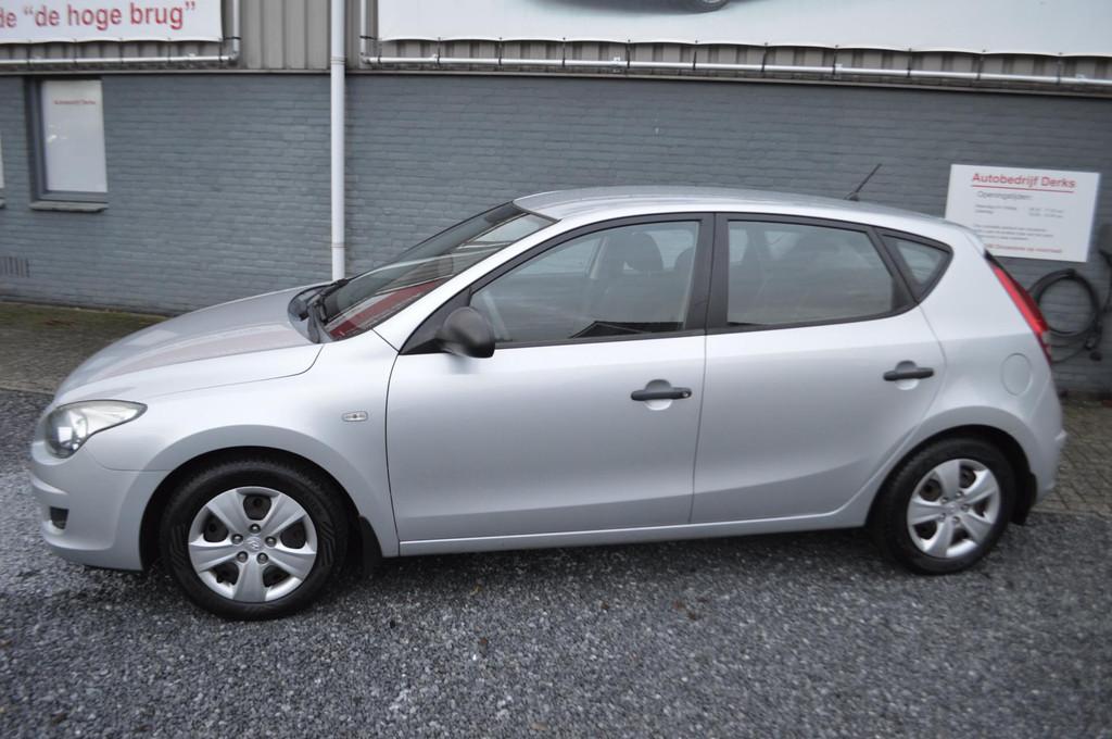 Hyundai I30 1.4i Active Airco 5Drs Stuurbekrachtiging Jaar G, Auto's, Voorwielaandrijving, Stof, Gebruikt, 1396 cc