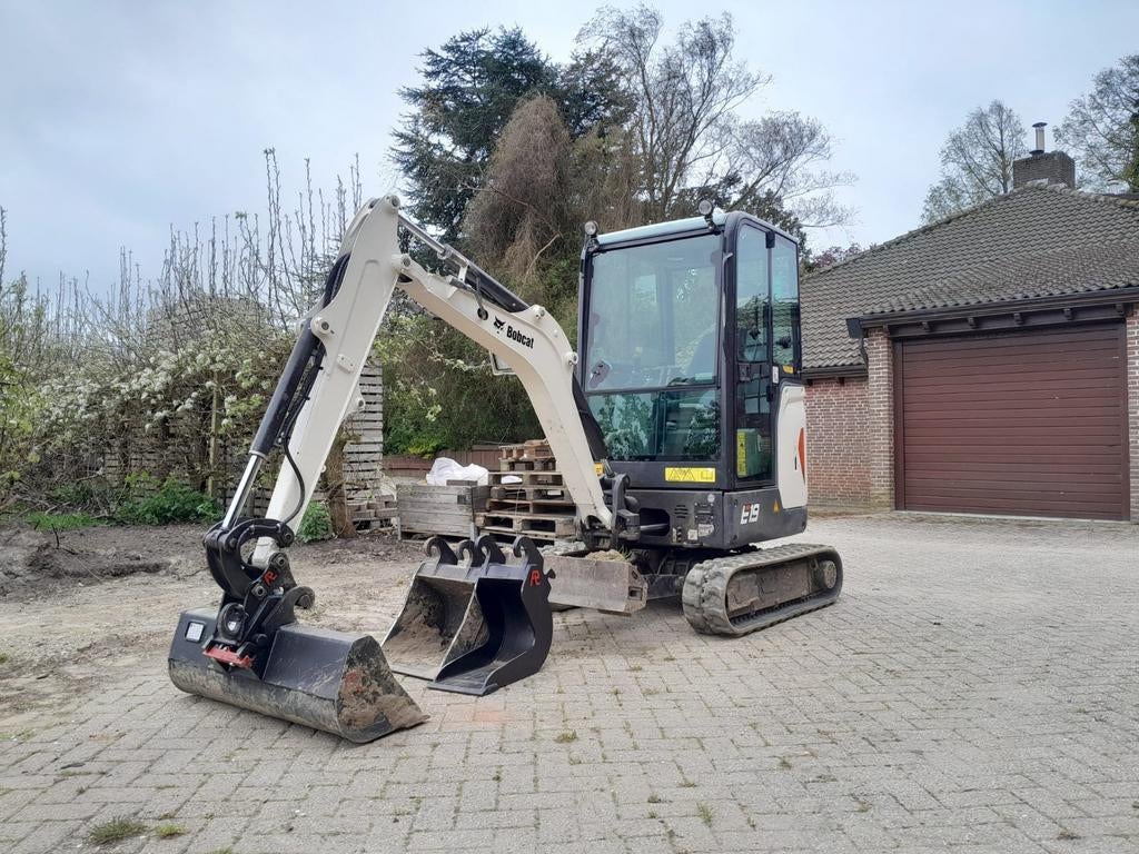 Bobcat E19 Minigraver - Compact en Krachtig, Zakelijke goederen, Machines en Bouw | Kranen en Graafmachines, Ophalen of Verzenden