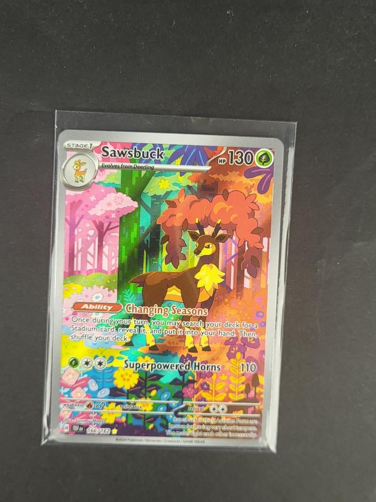 Sawsbuck 166/162 - Temporal Forces, Hobby en Vrije tijd, Verzamelkaartspellen | Pokémon, Nieuw, Verzenden