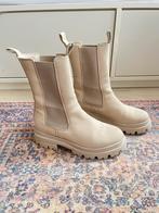 Tamaris maat 38, Kleding | Dames, Schoenen, Beige, Ophalen of Verzenden, Sneakers of Gympen, Zo goed als nieuw