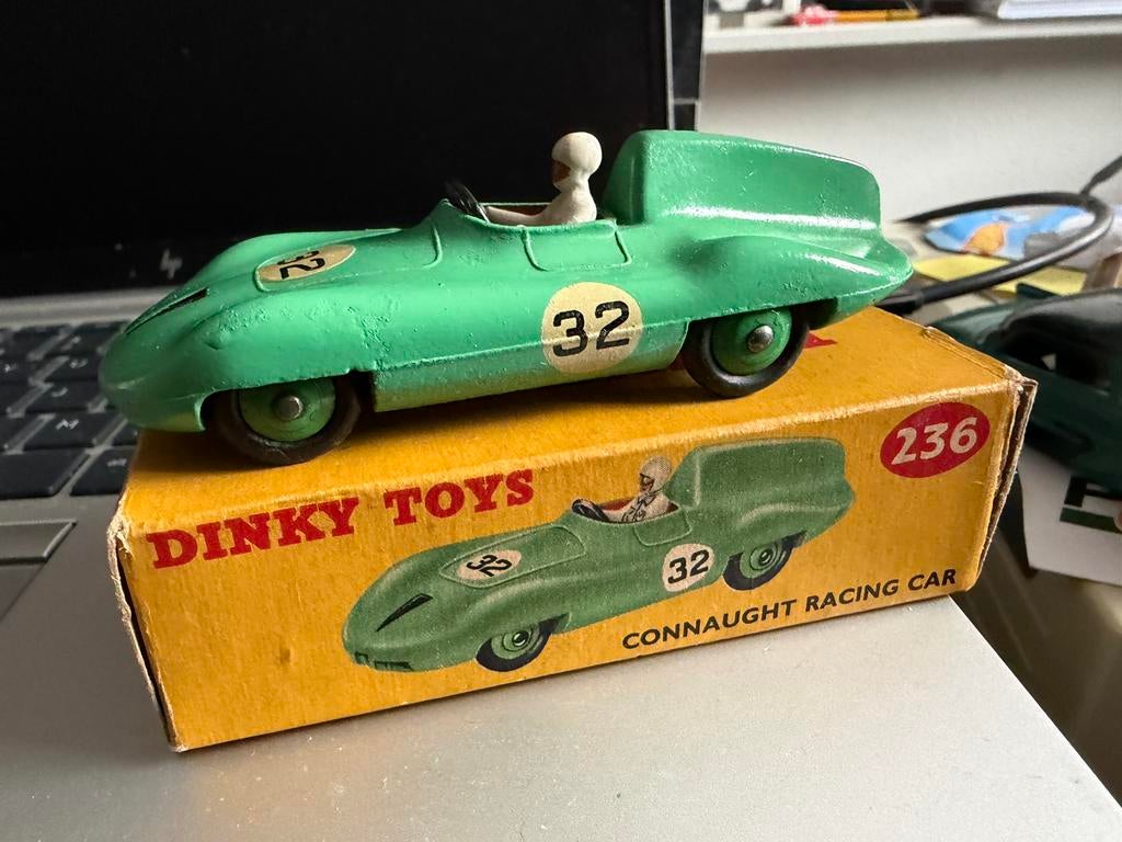 Dinky toys engeland connaught, Auto, Dinky Toys, Ophalen of Verzenden, Zo goed als nieuw
