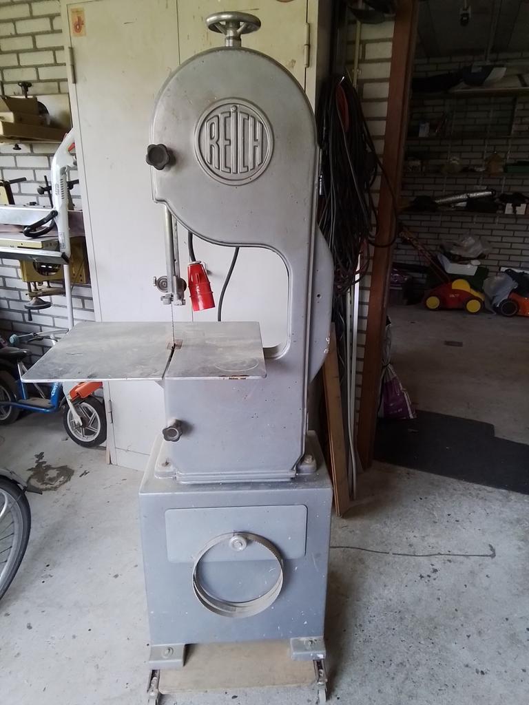 Reich hout lintzaag met extra lintzaag, Ophalen