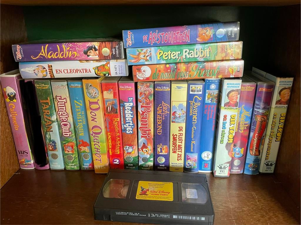 22 videobanden met kinderfilms, Cd's en Dvd's, VHS | Kinderen en Jeugd, Ophalen, Gebruikt, Tekenfilm, Alle leeftijden