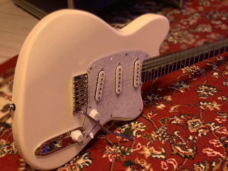 ‘24 Ibanez (vintage white) Ichika Nito signature, Muziek en Instrumenten, Snaarinstrumenten | Gitaren | Elektrisch, Zo goed als nieuw