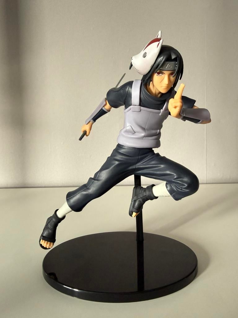 Uchiha Itachi Anbu Black Ops figure, Naruto, Ophalen of Verzenden, Zo goed als nieuw