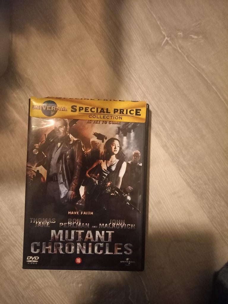 Mutant Chronicles, dvd., Ophalen