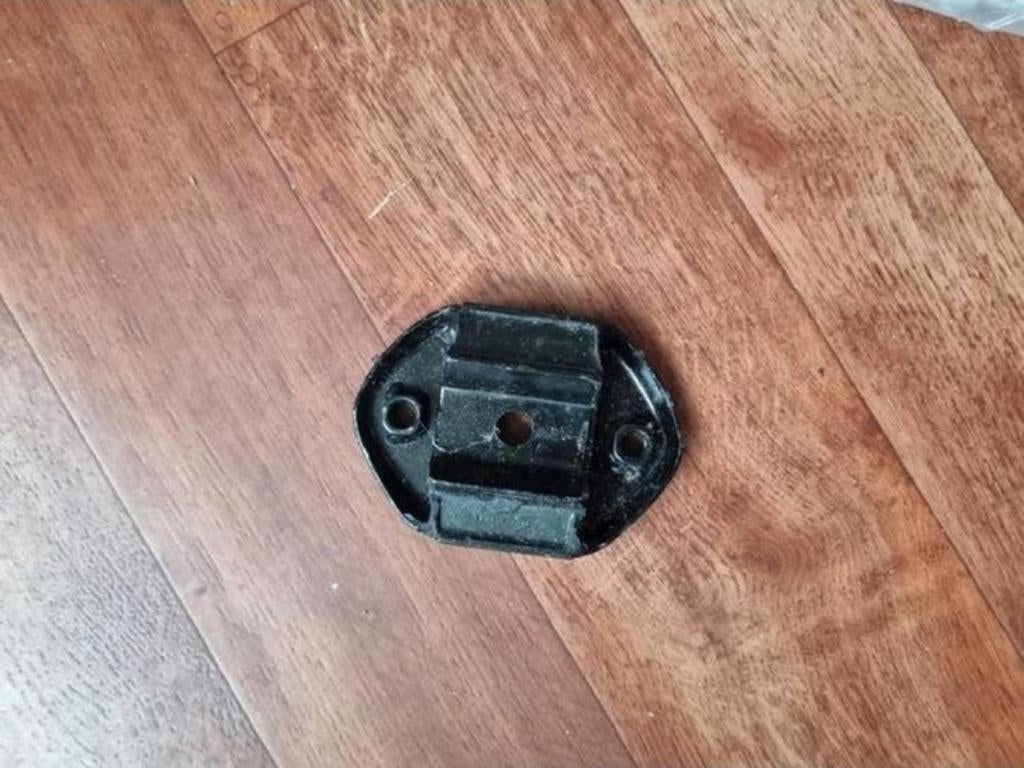 Versnellingsbaksteun Toyota Corolla kE30 €25,00, Ophalen of Verzenden, Nieuw