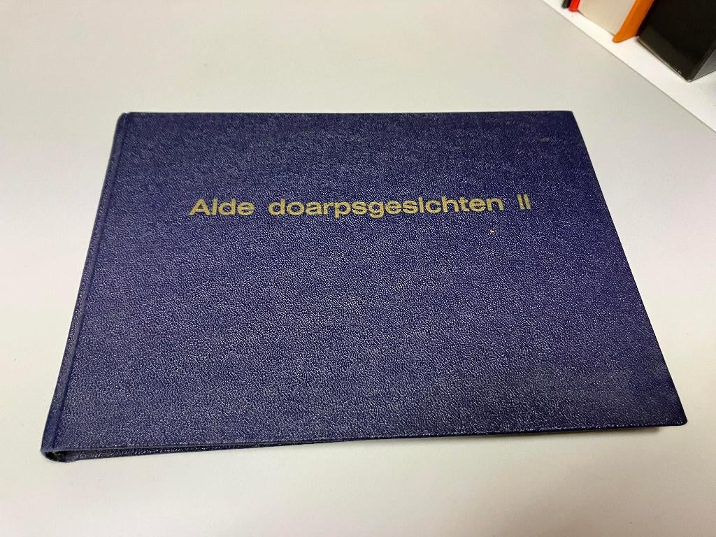 Alde doarpsgesichten 2, Ophalen of Verzenden, Gelezen