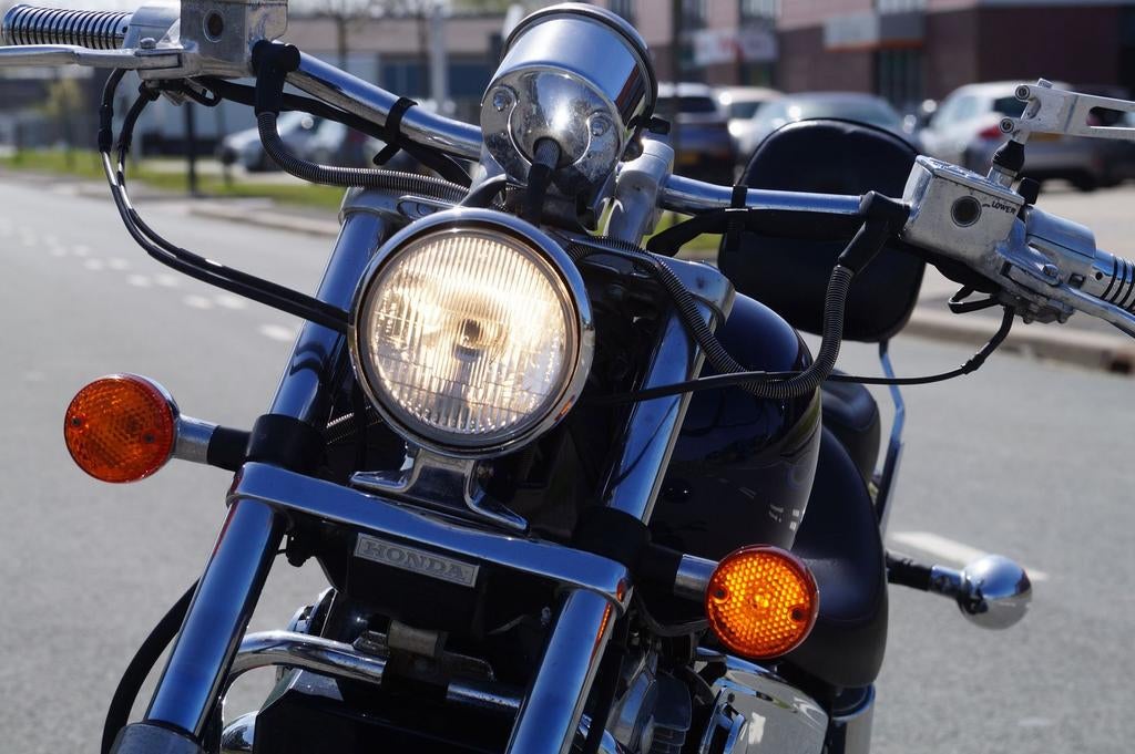 HONDA VT 1100 C SHADOW (bj 1989), 2 cilinders, 1099 cc, HONDA, Bedrijf