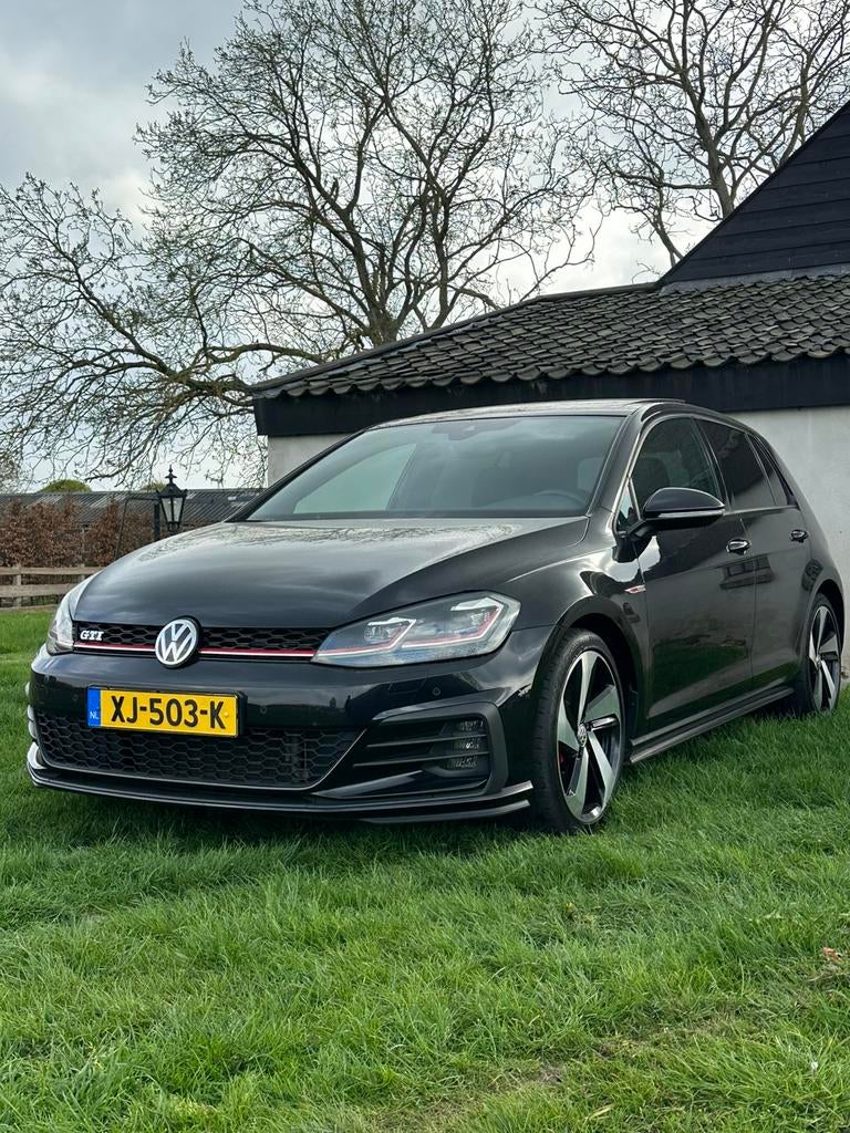 Golf 7.5 GTI Performance DSG Pano Virtual Cockpit Ful!, Auto's, Volkswagen, Zwart, 4 cilinders, Zwart, 1600 kg