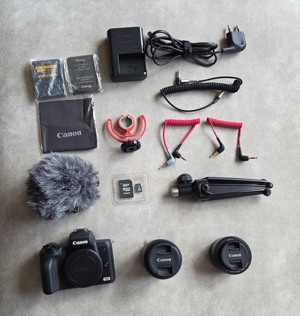 Canon EOS M50 Vlog Set – 2 Lenzen, Gimbal, Mic, 256 GB, Tas, Ophalen, Zo goed als nieuw
