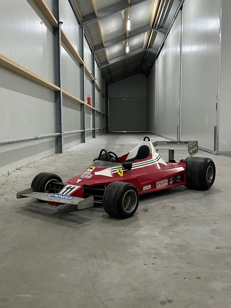 Italy Car Ferrari 312T2 Formule 1 Junior schaal 1:2 uit 1977, Antiek en Kunst, Antiek | Speelgoed, Ophalen