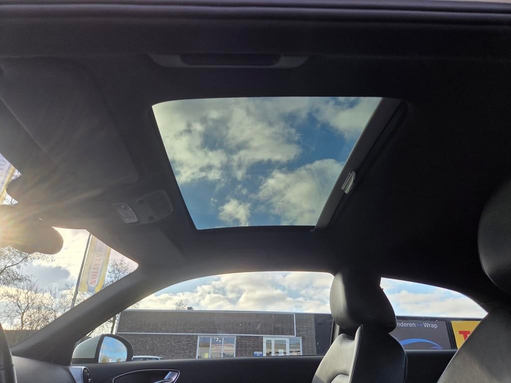 Audi A1 1.4 TFSI Ambition Pro Line Business/PANO/AUTOMAAT, Euro 5, 4 cilinders, 4 stoelen, Leder en Stof